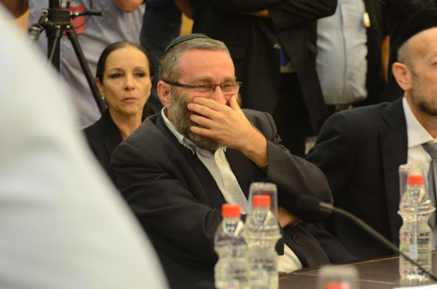 דיון סוער בועדת הפנים על הזיופים בבית שמש:"אתה לא ראש העיר, אתה נוכל"