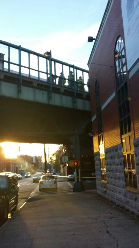 טרגדיה בברוקלין: נפל ונדרס למוות על-ידי הרכבת