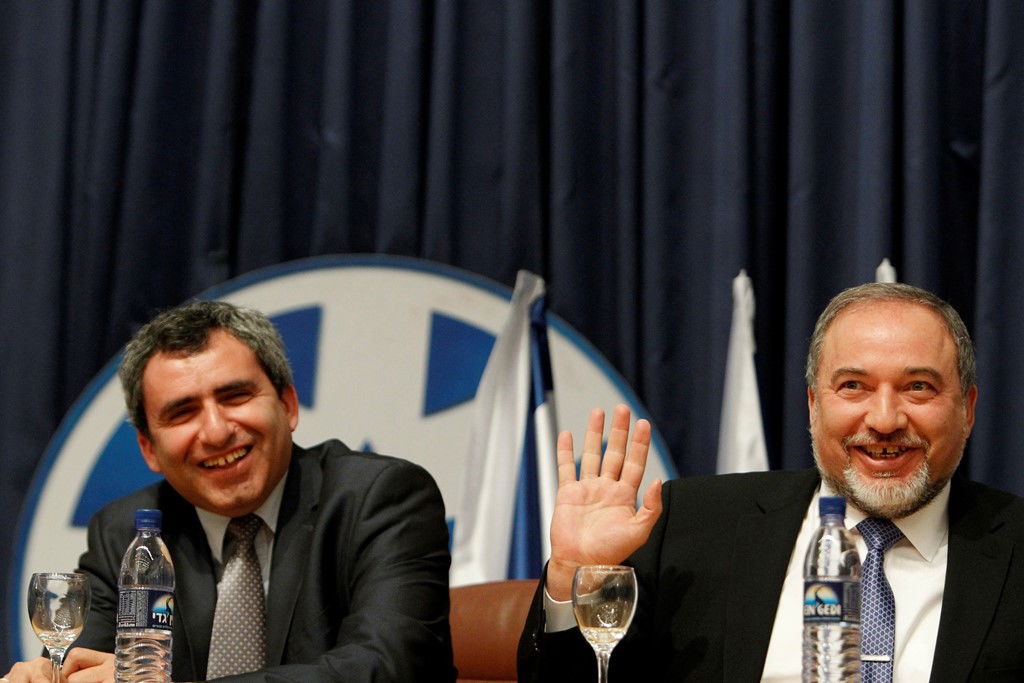 ליברמן שב למשרד החוץ: "מצאתי את המשרד בדיוק כמו שהשארתי"