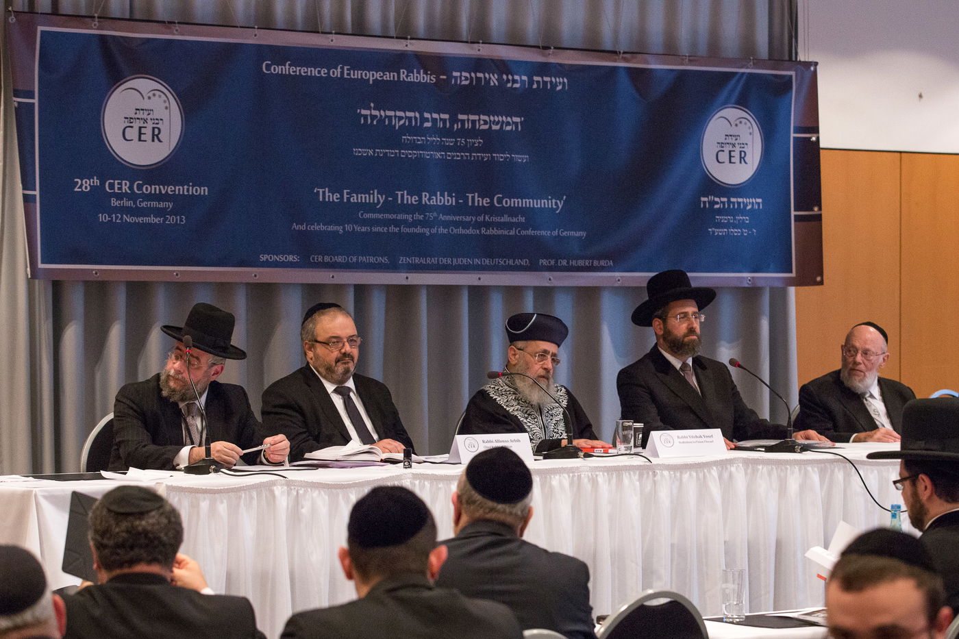 תקנה באירופה: סרבני גט לא יקבלו שירותי דת ולא יתקבלו לקהילות