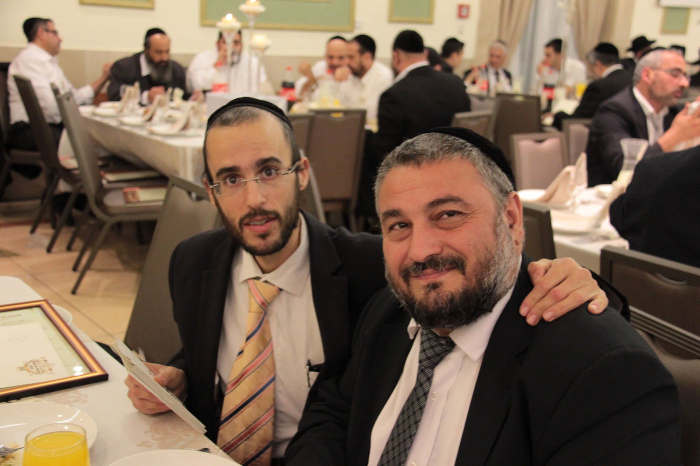 ש"ס מתייצבת מאחורי הרב אברג'ל:  "מחזקים את ידיו"