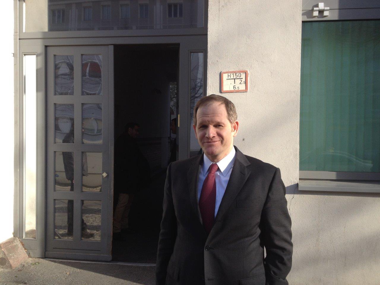 תיעוד: כשעיריית ברלין יצאה מגדרה להסביר פנים לעיתונאים