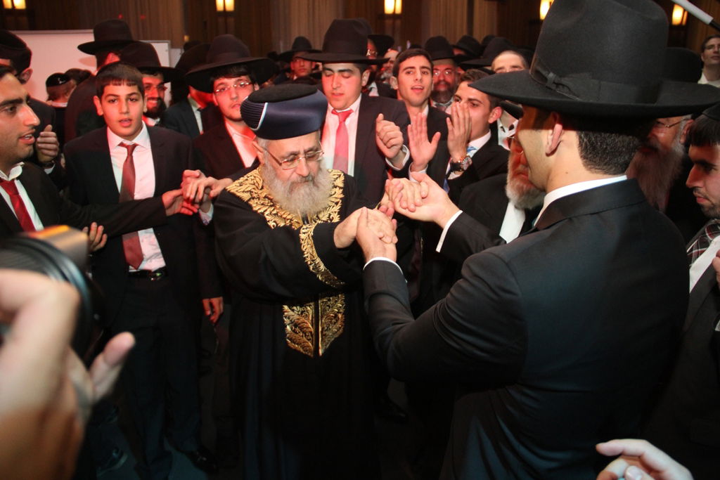 גלריה: מיכאל מימון נהגו של הראשל"צ הגר"י יוסף התחתן