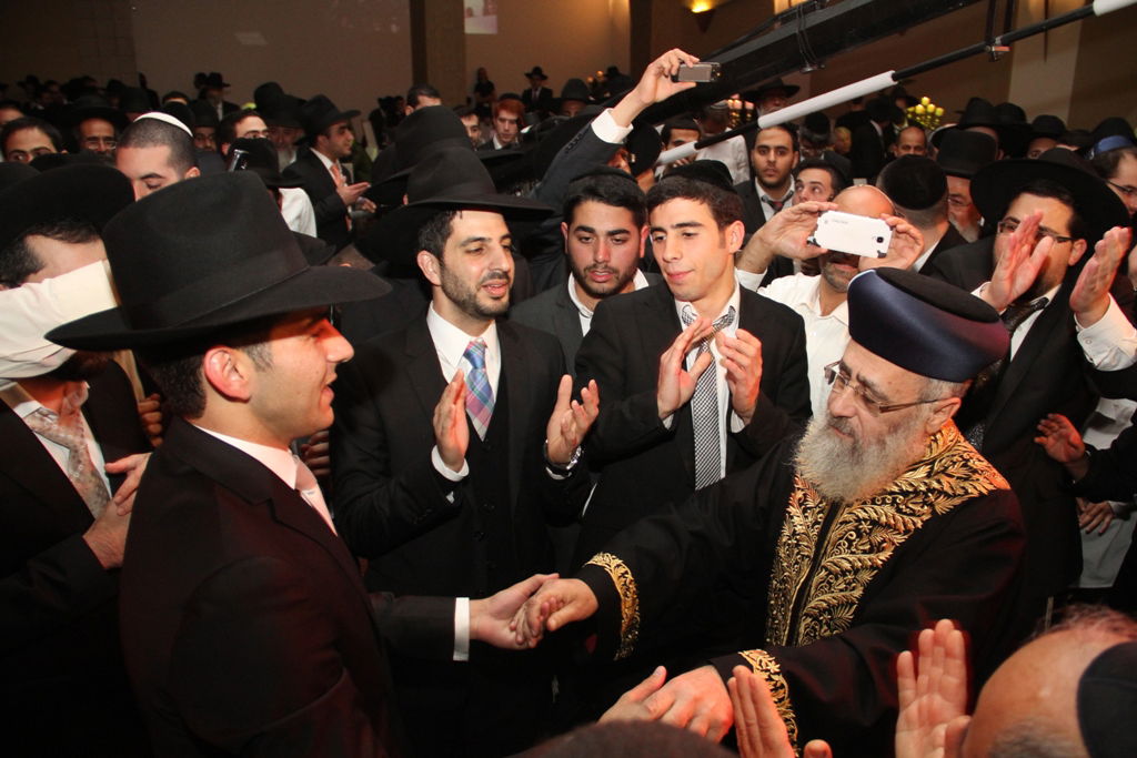 גלריה: מיכאל מימון נהגו של הראשל"צ הגר"י יוסף התחתן
