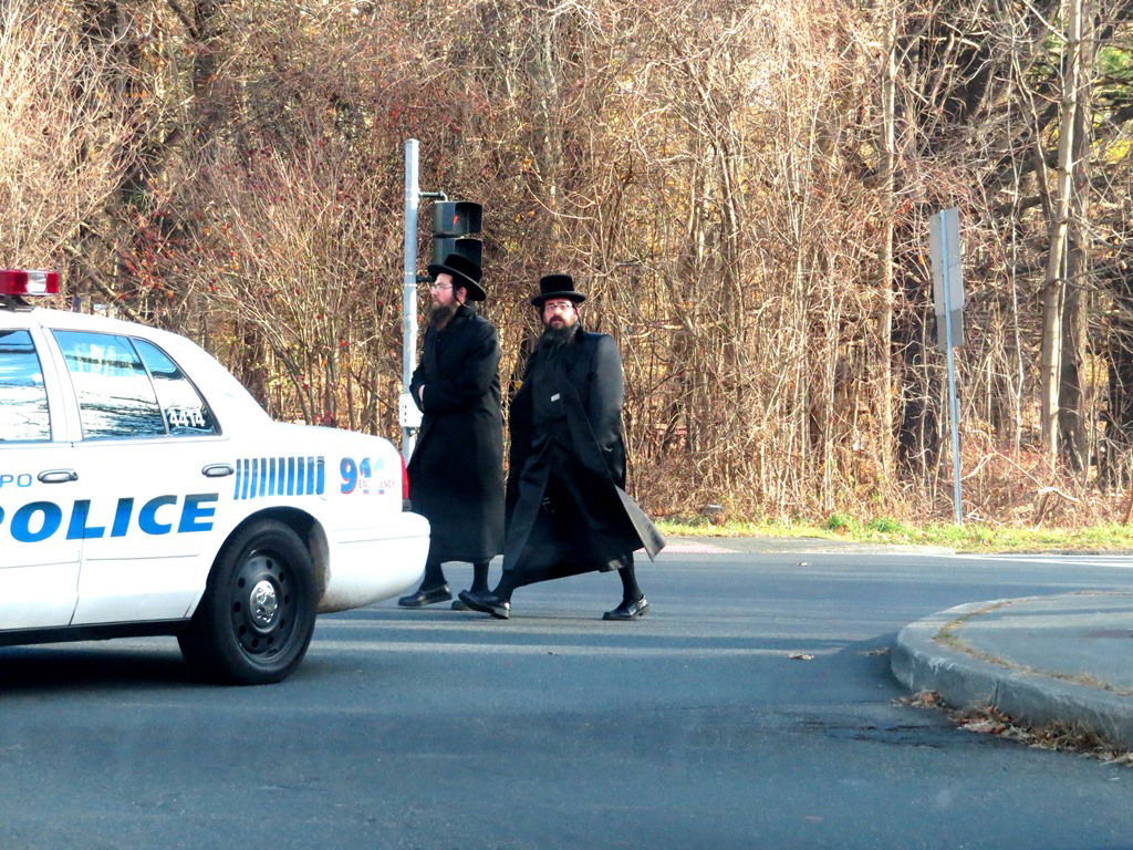 תיעוד דומע: הלווית נינת האדמו"ר מויז'ניץ מונסי