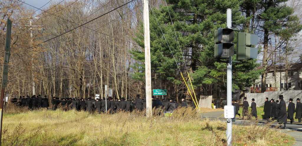 תיעוד דומע: הלווית נינת האדמו"ר מויז'ניץ מונסי