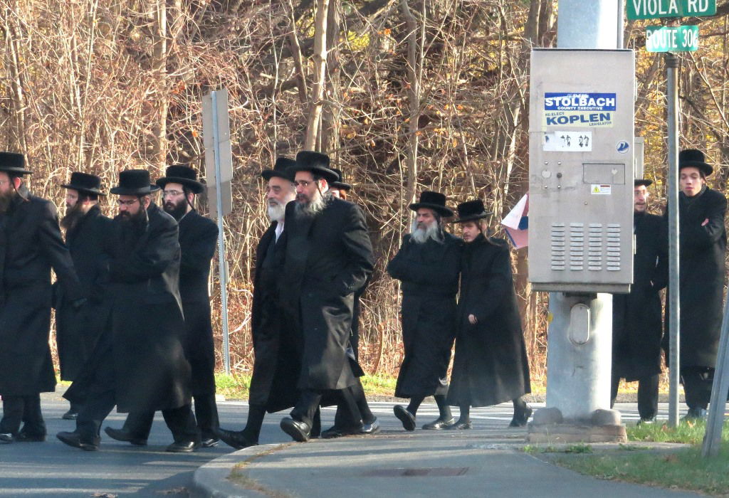 תיעוד דומע: הלווית נינת האדמו"ר מויז'ניץ מונסי