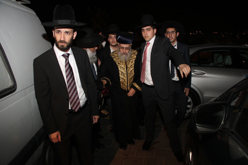 גלריה: מיכאל מימון נהגו של הראשל"צ הגר"י יוסף התחתן