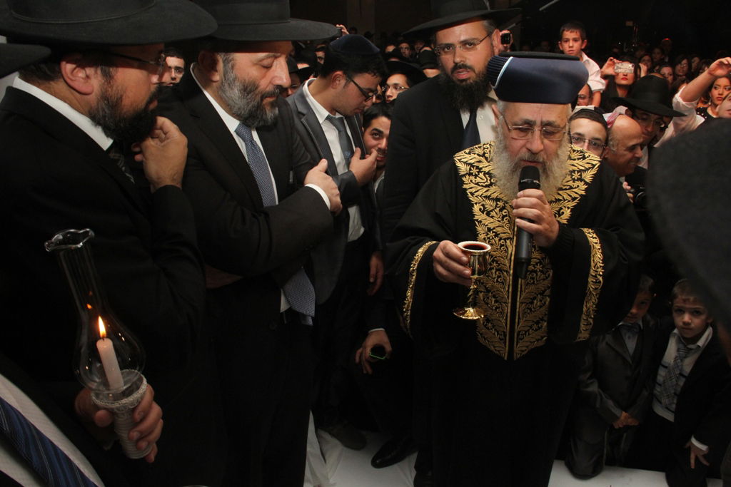 גלריה: מיכאל מימון נהגו של הראשל"צ הגר"י יוסף התחתן