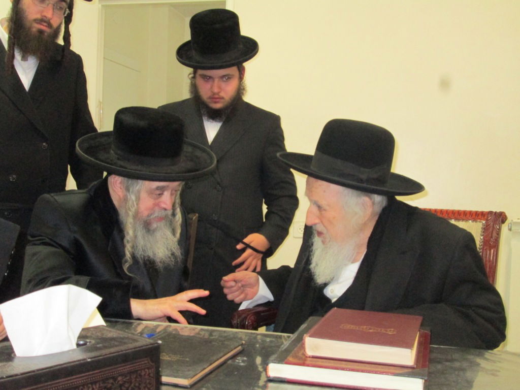 תיעוד: האדמו"ר מקרעטשניף ארה"ב  בביקור אצל הגר"ש אוירבך