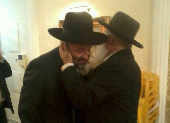 עזר. אריה דרעי והרב אברג'ל.