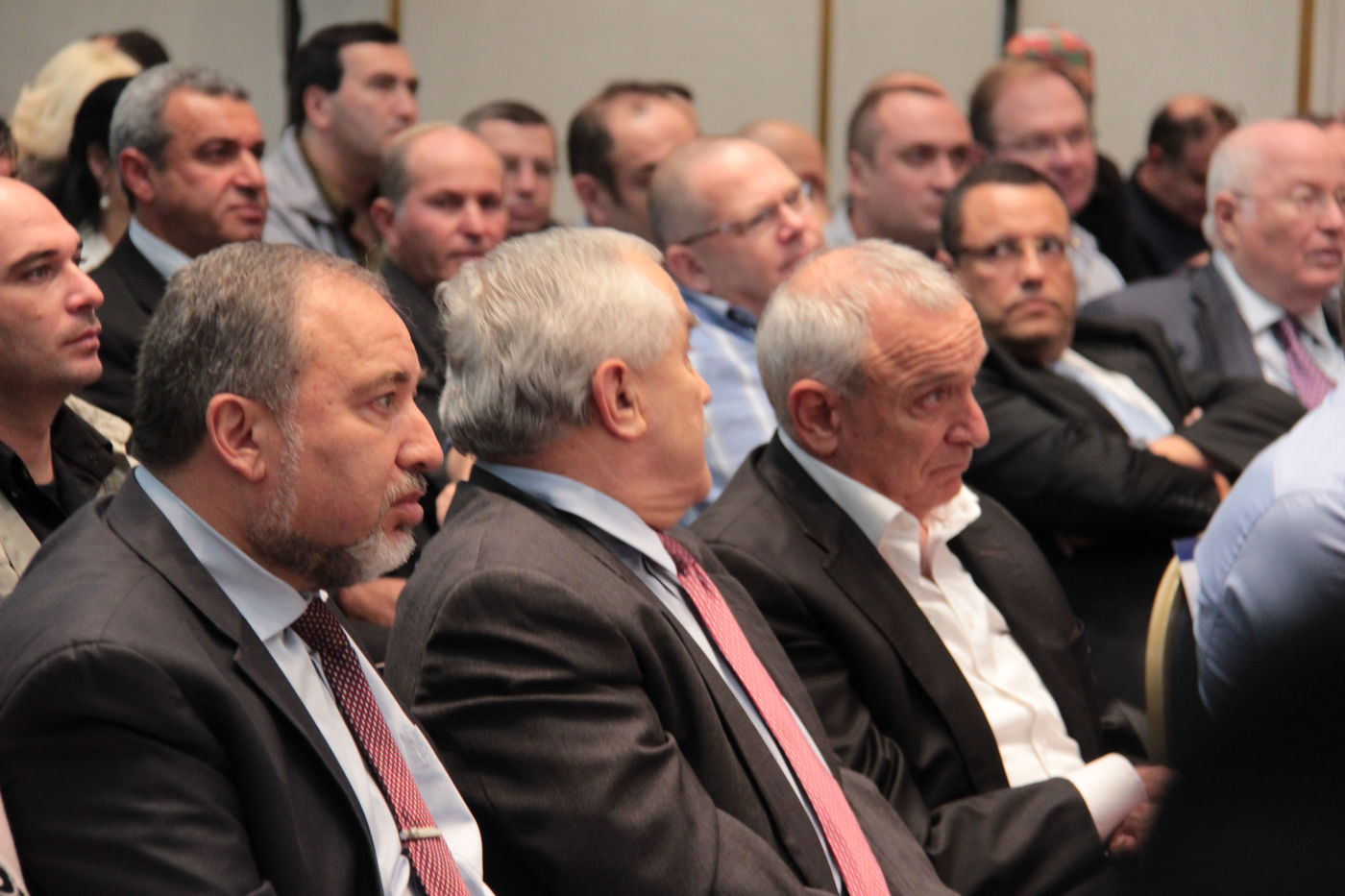 ליברמן בועידת ישראל ביתנו:  סירבתי לדון בהצעת הדיל של הרב אוירבך