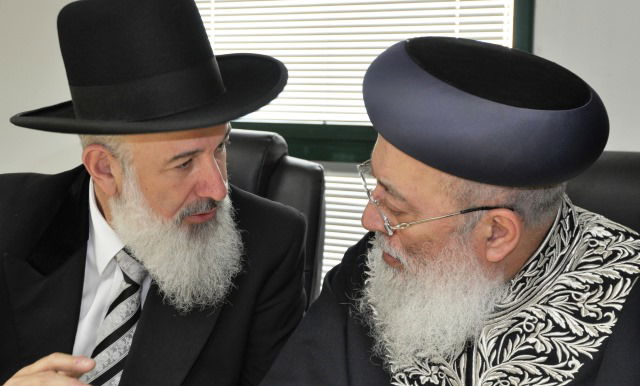 "חזקת כשרות", הרב עמאר והרב יונה מצגר