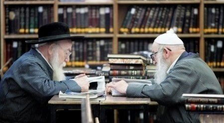 הדף היומי: מס' יומא דף ט"ז יום ראשון כ"א כסלו