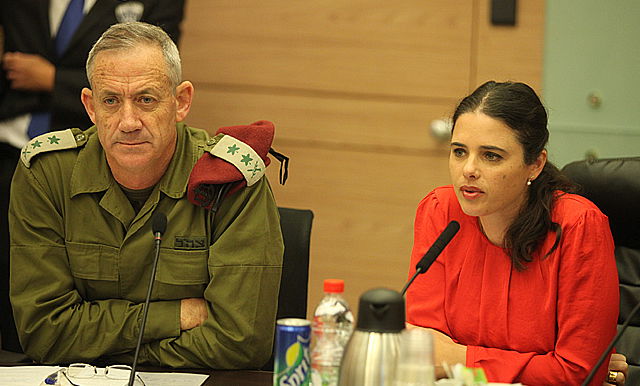 הרמטכ"ל בני גנץ ויו"ר הוועדה איילת שקד, היום