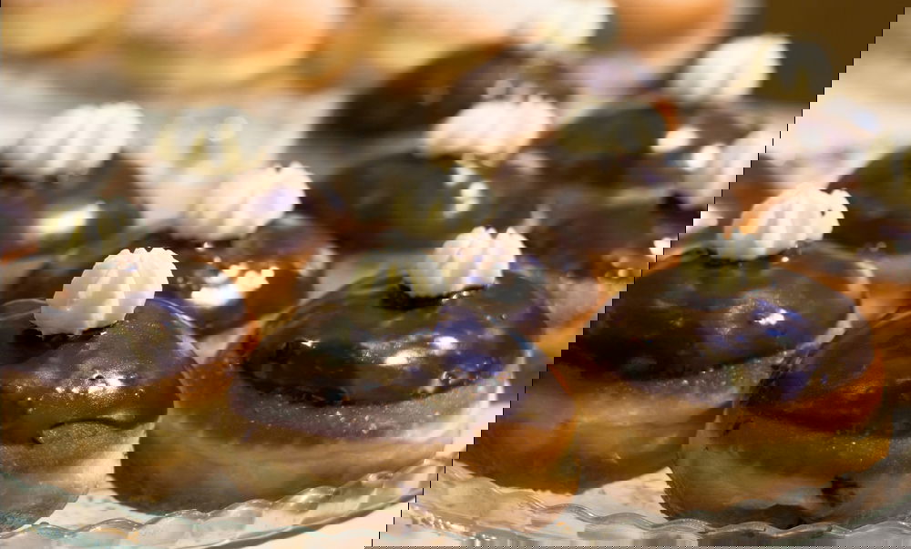 פטיסייר וגאנש שוקלד: מתכון מדהים לסופגניה עם שלושה סוגי קרמים