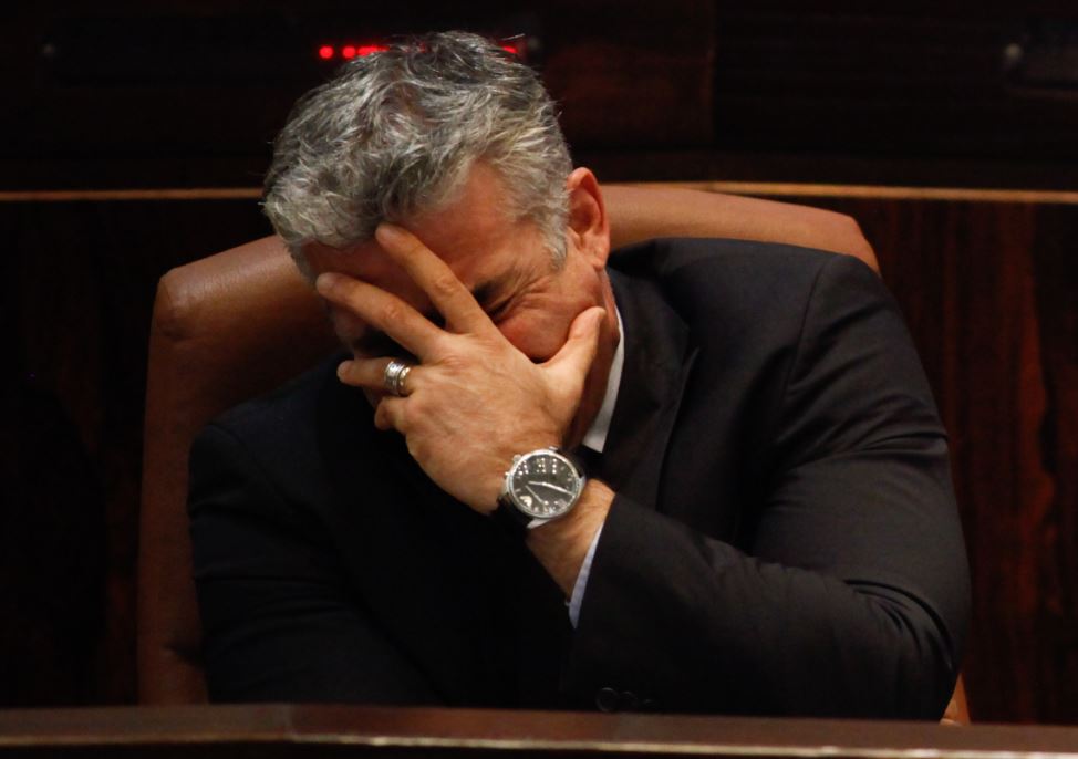 לא סומכים עליו. השר יאיר לפיד