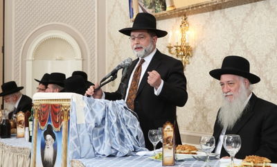 צפו: הדינר המסורתי בניו יורק לטובת ישיבת פוניבז'