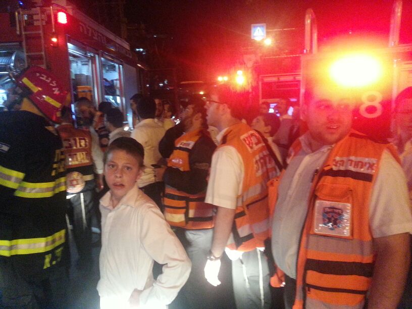 בני ברק: נרות החנוכה גרמו לשריפה בדירה