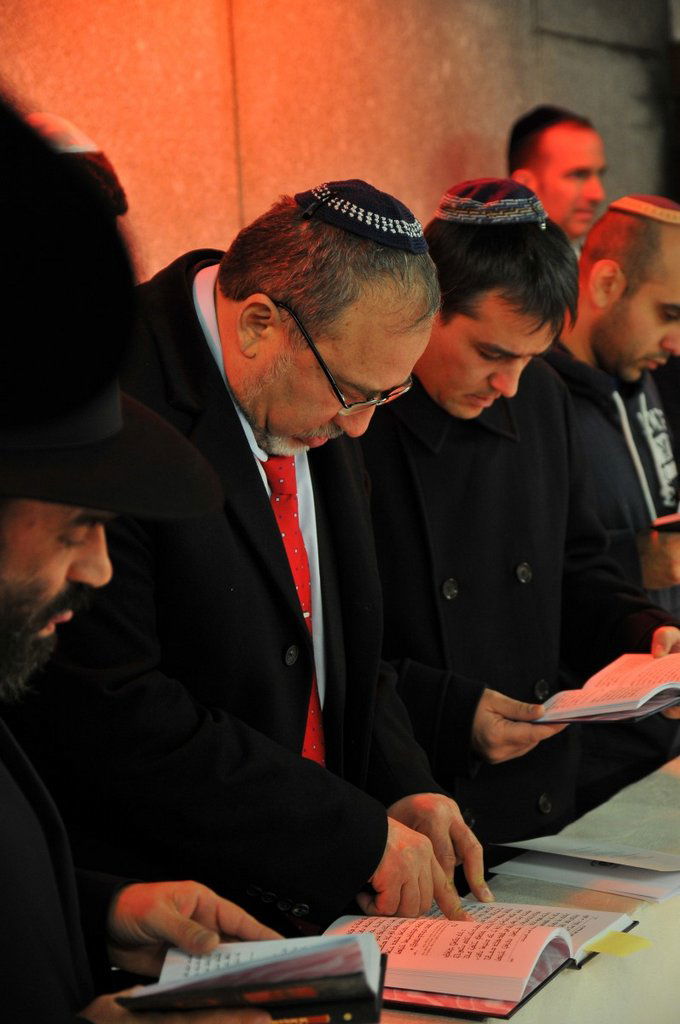 תיעוד: שר החוץ אביגדור ליברמן בציון הרבי מליובאוויטש