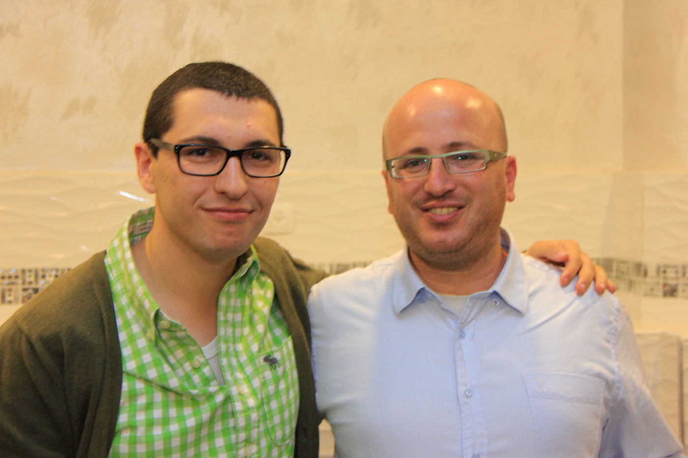 רז קיל וארי גלהר