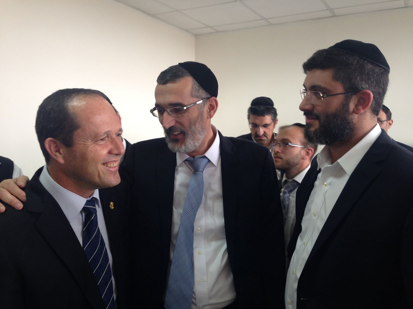 תיעוד: צביקה כהן חנך את הלשכה חדשה בעיריית ירושלים