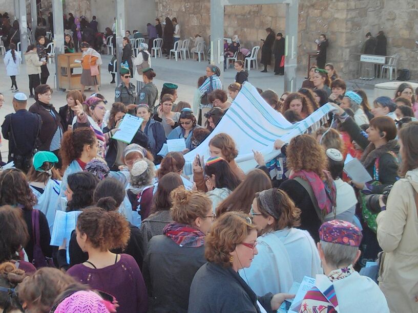 למרות הבקשות: נשות הפרובוקציה הגיעו לכותל