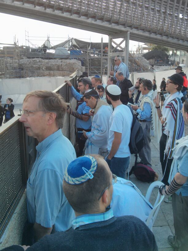 למרות הבקשות: נשות הפרובוקציה הגיעו לכותל