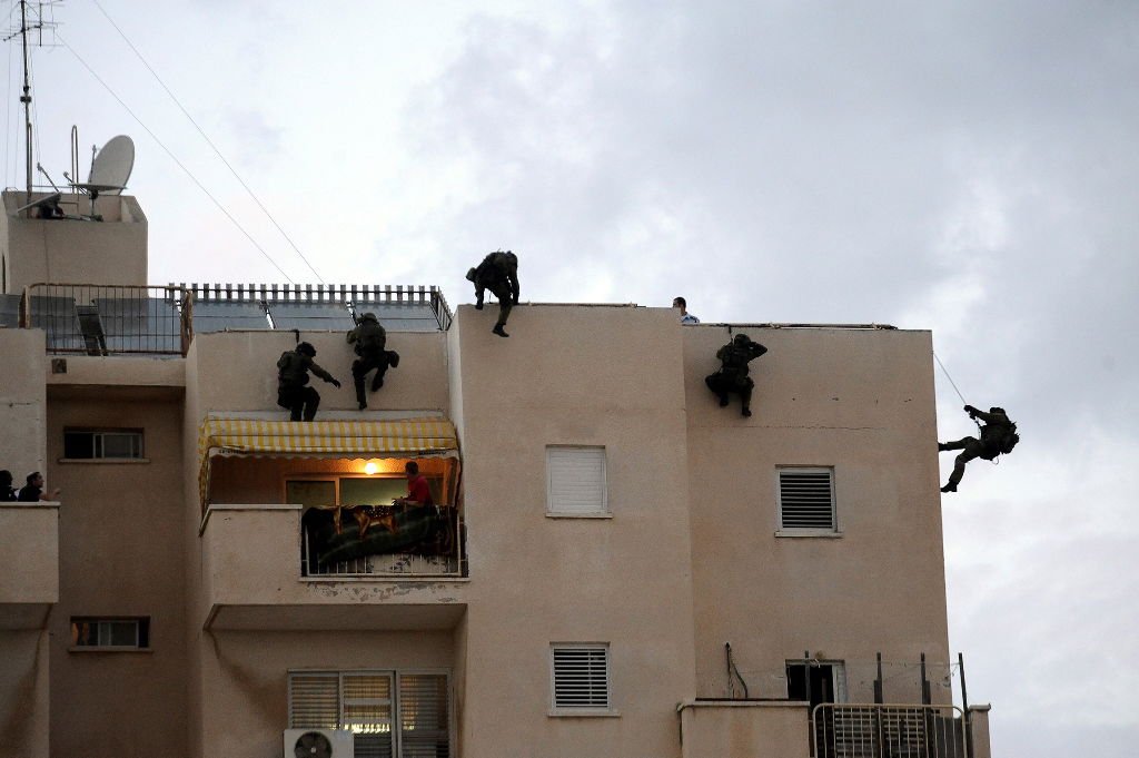 תיעוד: ההשתלטות של הימ"מ על המתבצר באשקלון