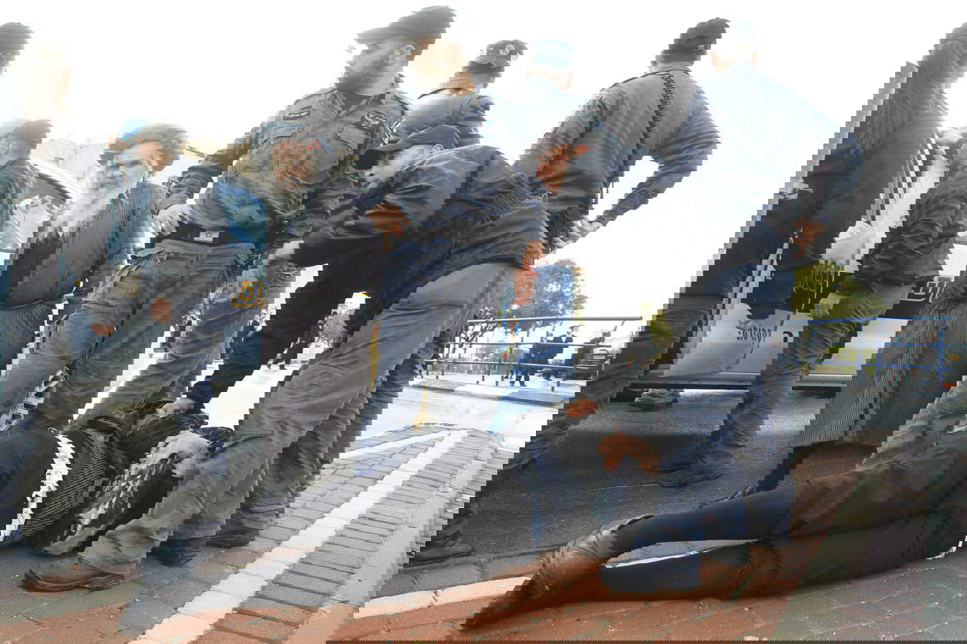 גשם ו"גיוועלד" • תיעוד מסכם מההפגנה נגד מעצר תלמידי הישיבה