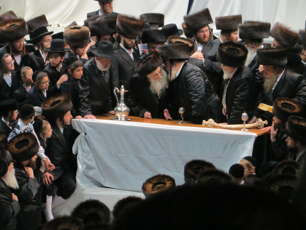 האדמו"ר מויז'ניץ בלונדון • גלריה