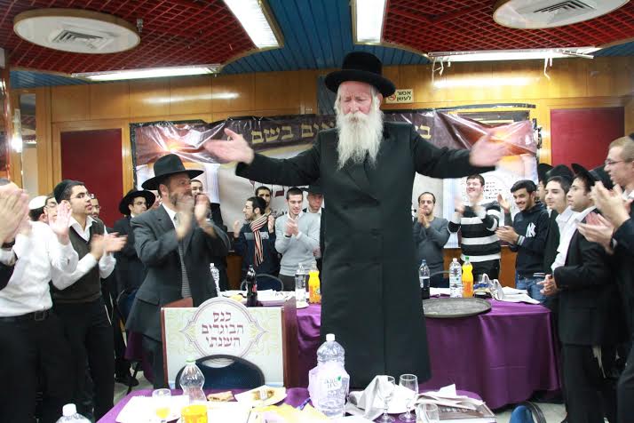 חניכי 'אור ישראלי' השיקו את "ספר החבורות" במעמד מרשים • צפו