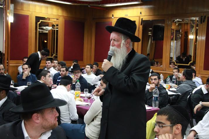 חניכי 'אור ישראלי' השיקו את "ספר החבורות" במעמד מרשים • צפו