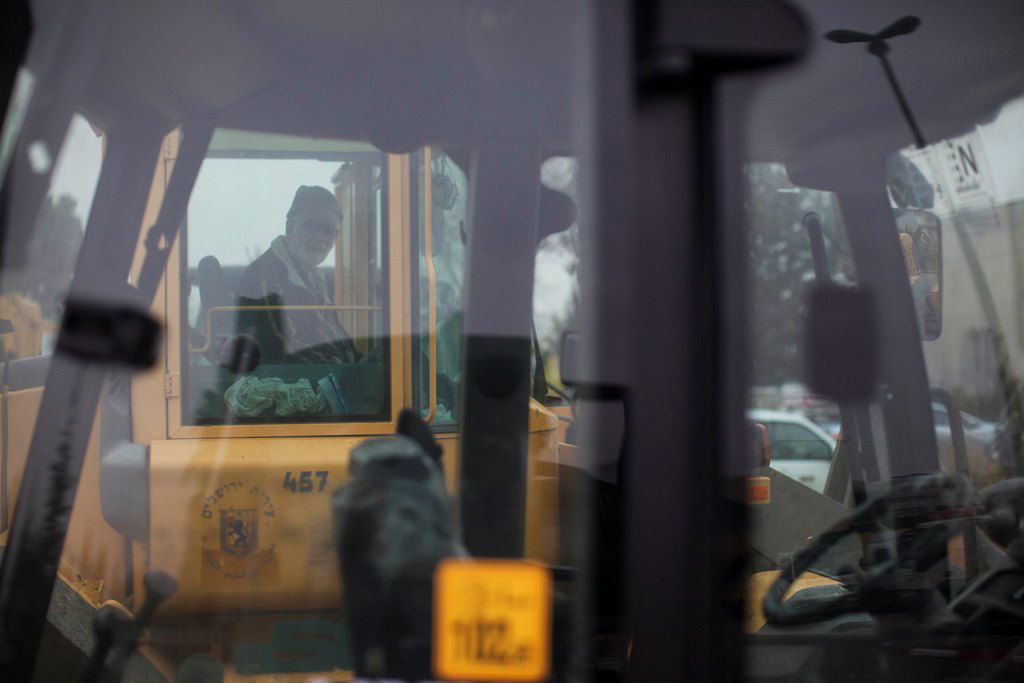 צפו: עיריית ירושלים נערכת לשלג