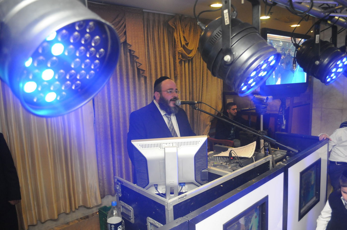 משמח מקובלים - עמי מימון