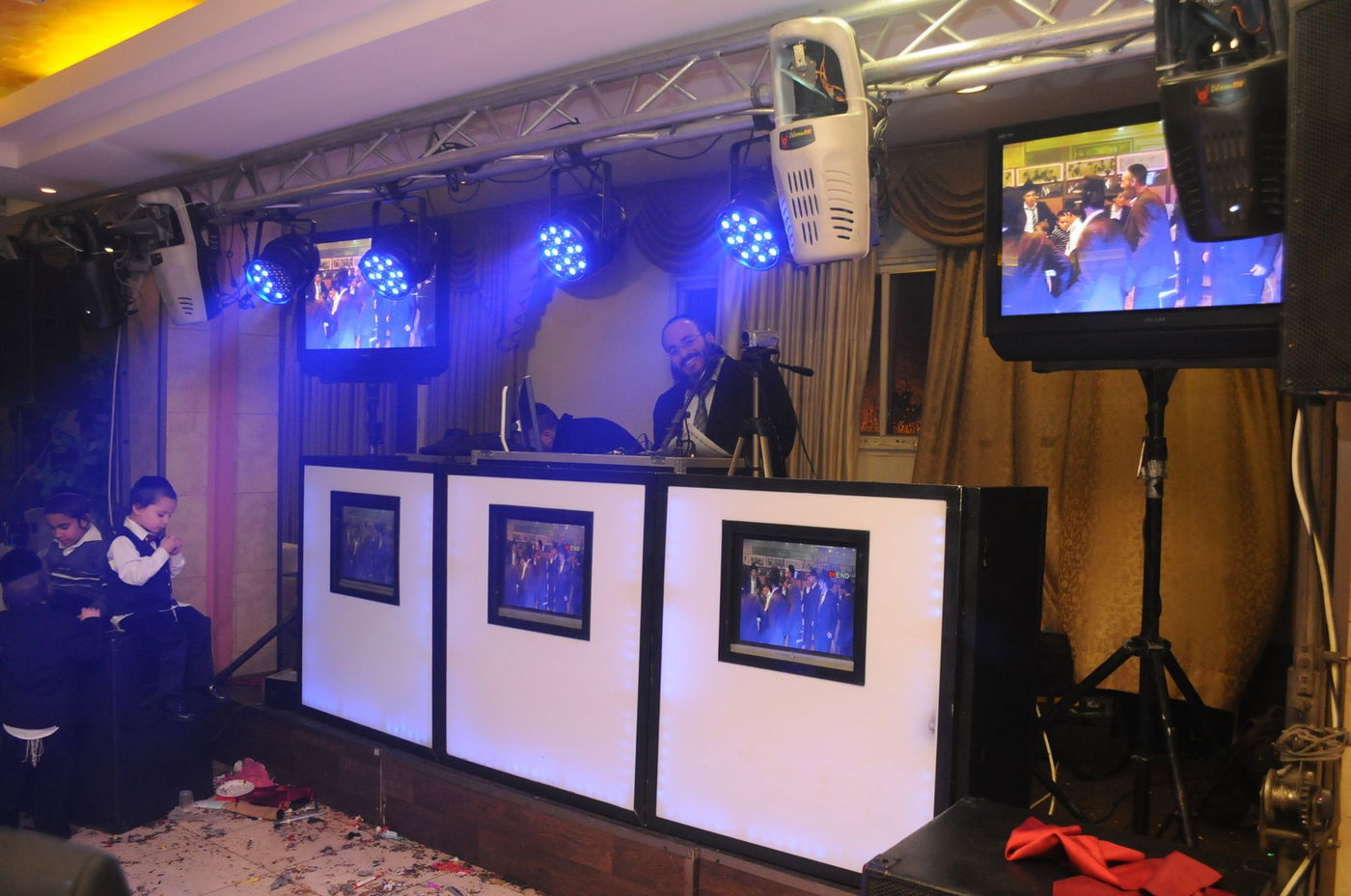 גלריה: בר מצווה לבנו של המקובל הרב בניהו שמואלי