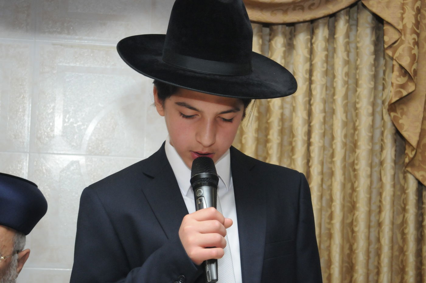 גלריה: בר מצווה לבנו של המקובל הרב בניהו שמואלי