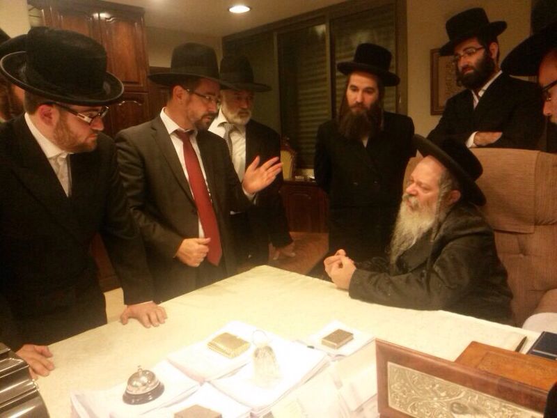 האדמו"ר מפרמישלאן להנהלת 'איחוד הצלה': "אל תתייחסו אל המלעיגים"