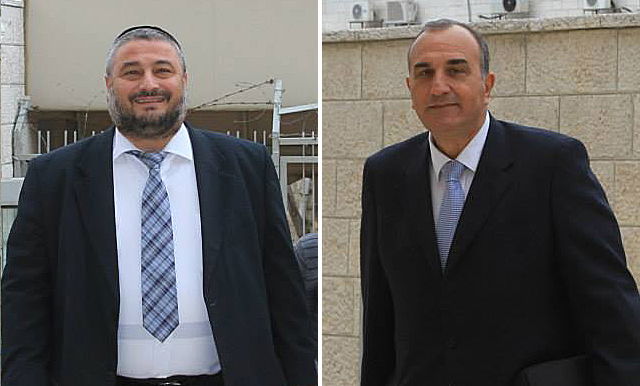 אלי כהן ומשה אבוטבול בכניסה לבית המשפט