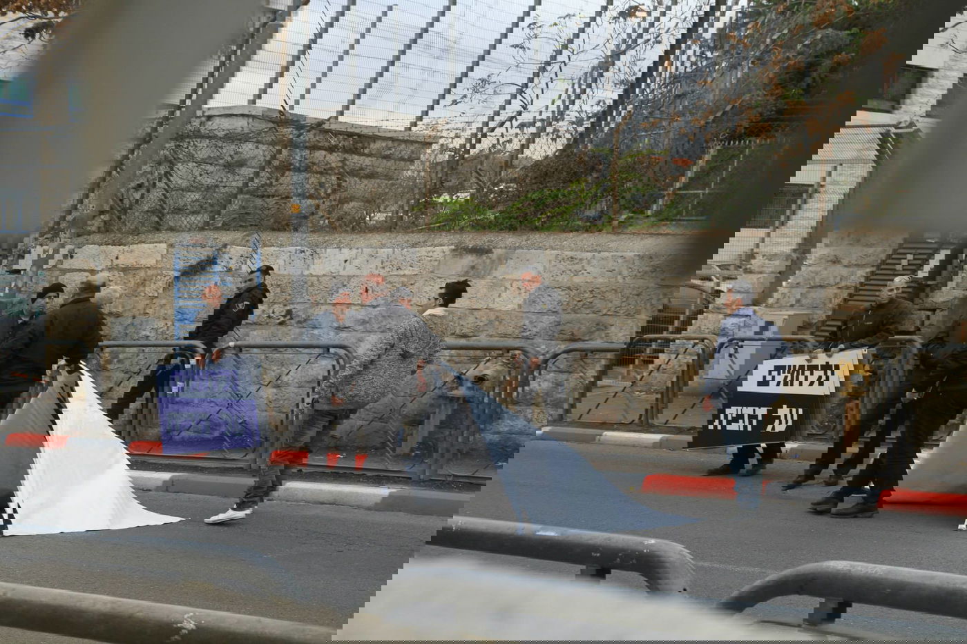 ביהמ"ש הורה להעביר את חומר החקירה בתוך יומיים