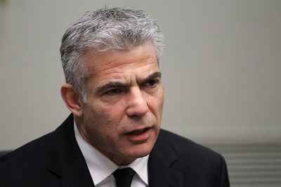 70% לא סומכים על יאיר לפיד