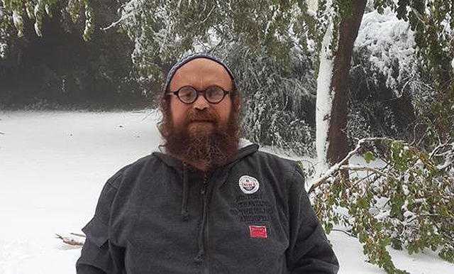 אהרון גרנות בשלג