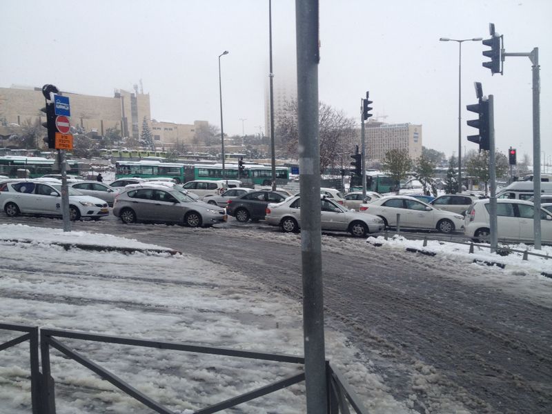 התושבים מתלוננים: מערכת התחבורה הירושלמית קרסה