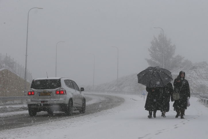 הדרכים חסומות בעקבות השלג