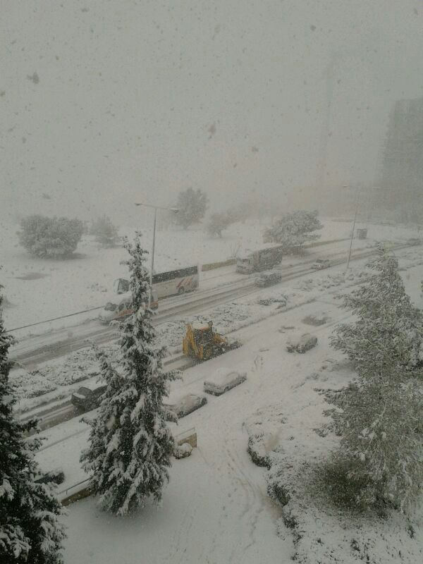 ירושלים כוסתה ב-10 ס"מ שלג, הכניסות לעיר נפתחו