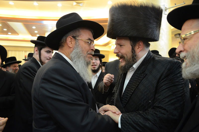 רה"ע מאיר רובינשטיין חיתן, אלפים הגיעו לאחל מזל טוב