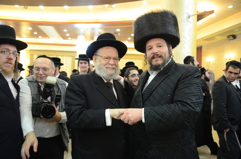 רה"ע מאיר רובינשטיין חיתן, אלפים הגיעו לאחל מזל טוב