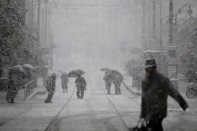 השלג יורד בירושלים, הבוקר