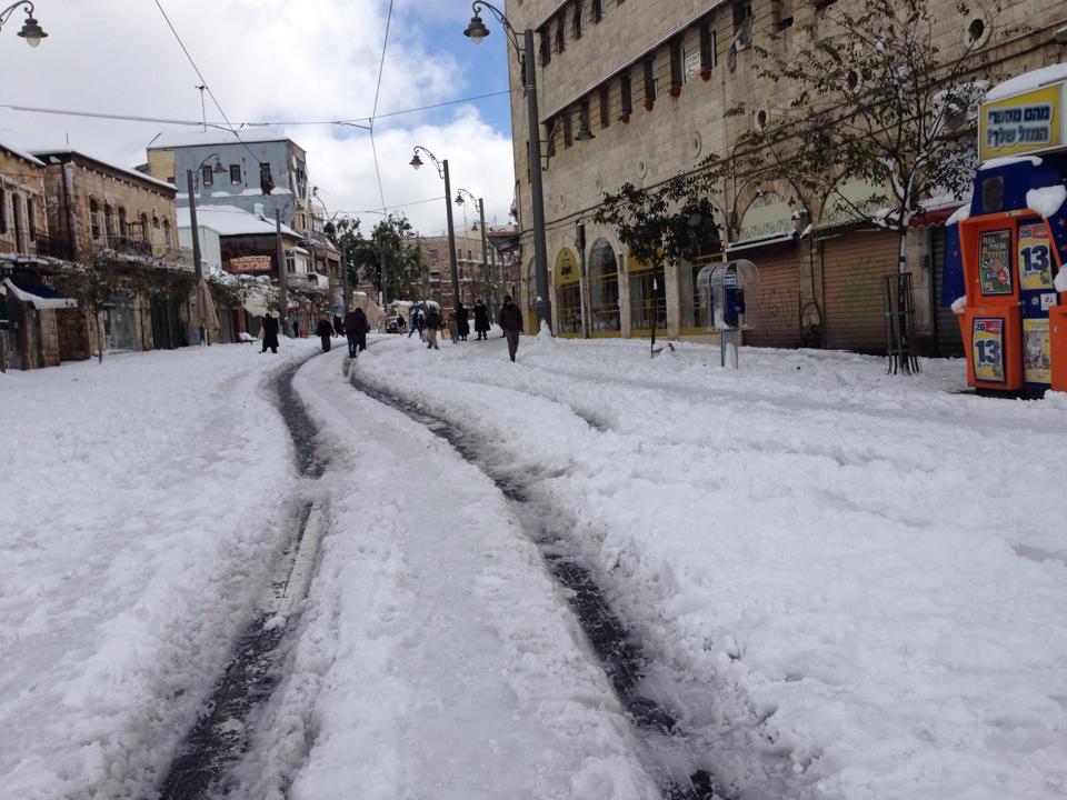 שוק מחנה יהודה ערב שבת.