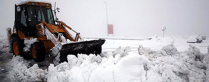 הקריסה הגדולה: אלפי משפחות ללא חשמל, ארבעה נהרגו